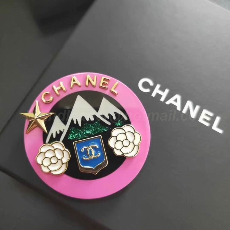 Chanel Brooch 89